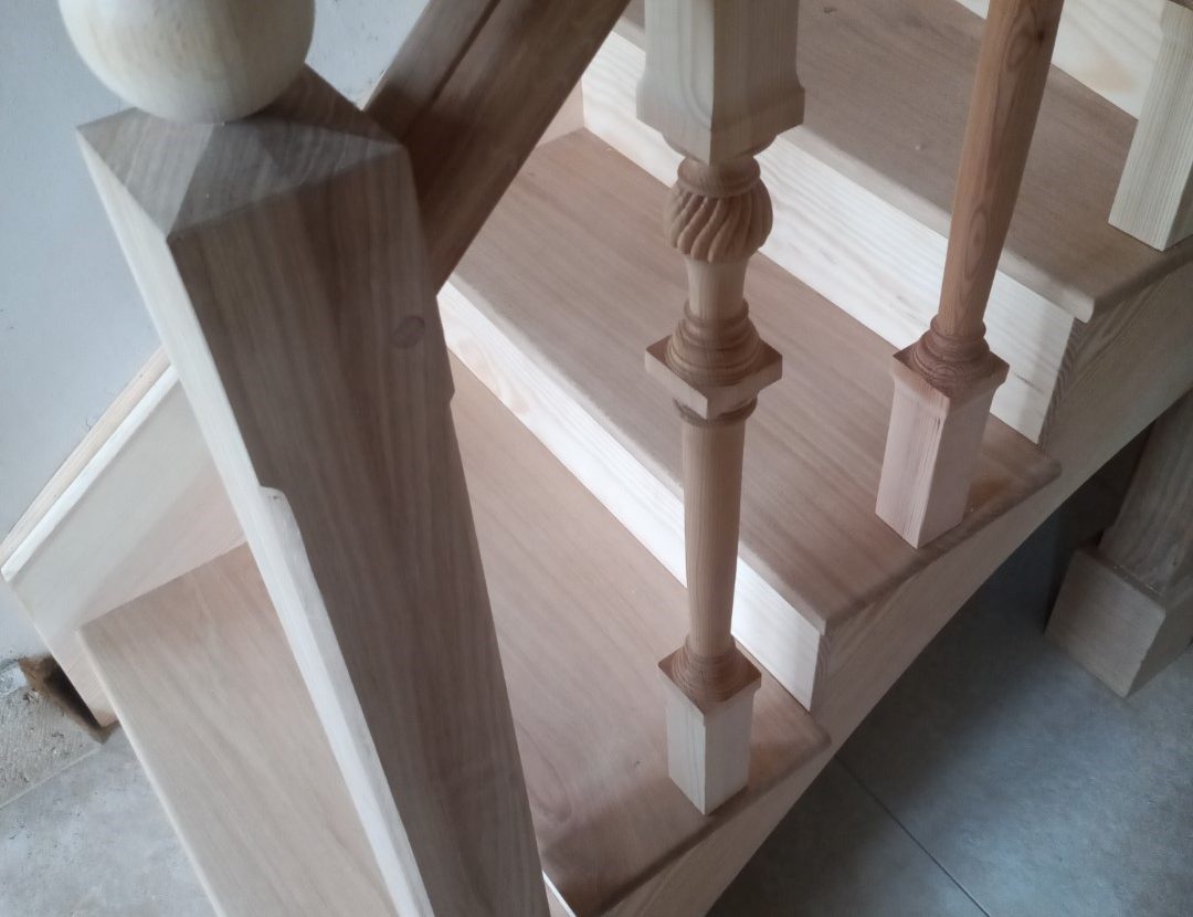 Escalier avec Balustre tournées