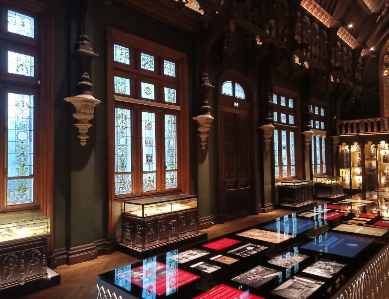 Fenêtre Palais Bénédictine en chêne